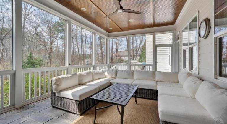 Vacation home with 5 rooms for 18 persons — photo 3
