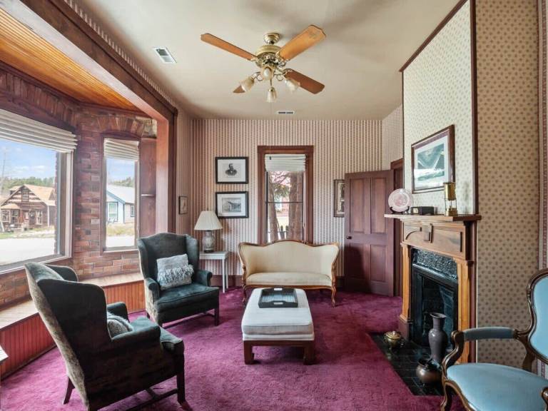 House Leadville