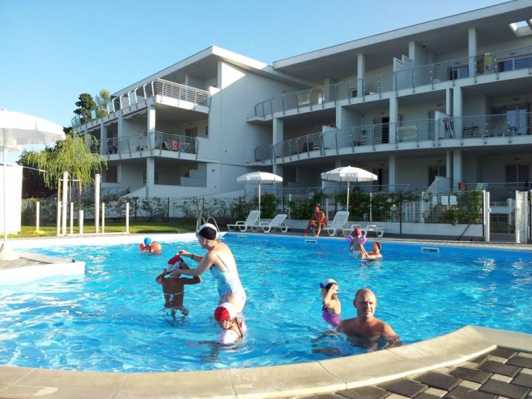 Child-friendly charming holiday apartment with private pool | Next to the beach | Pets are welcome — photo 5