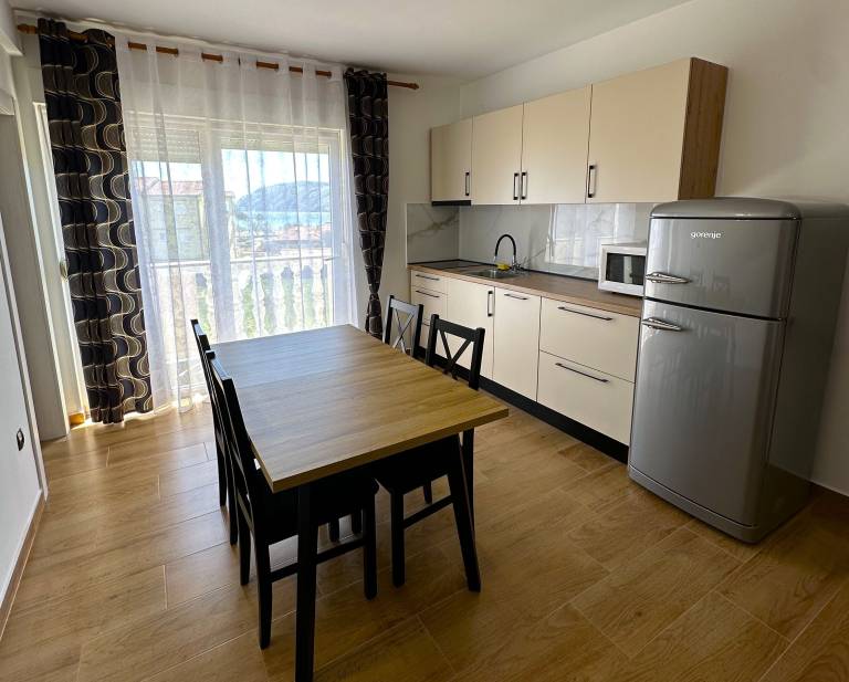 Fully equipped beautiful apartment with terrace & grill | Sea view | Close to the beach | Pets allowed — photo 3