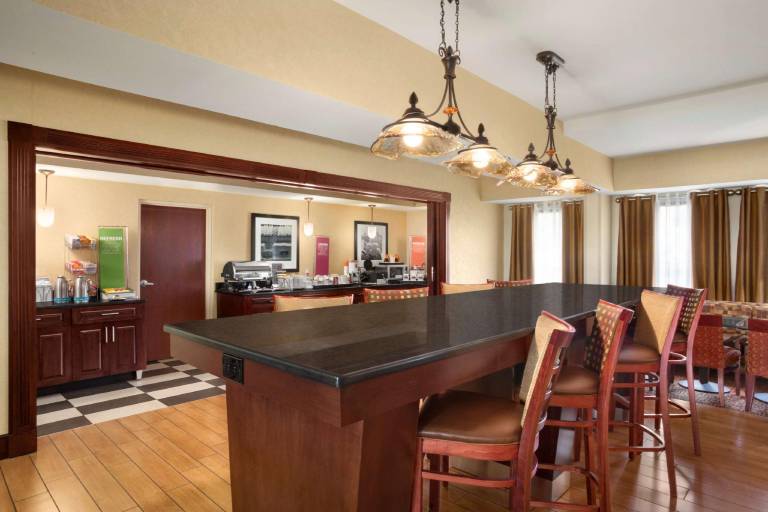 Hampton Inn Forrest City — photo 3