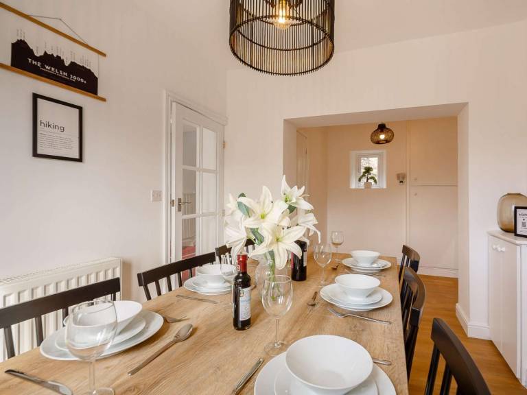 Fully equipped cottage with yard & barbeque | Water view | Beach nearby | Pets are welcome — photo 4