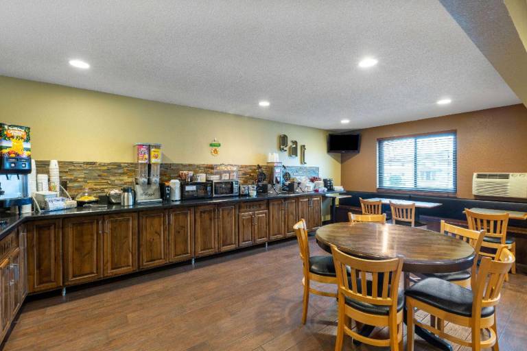 Super 8 By Wyndham Bemidji Mn — photo 4
