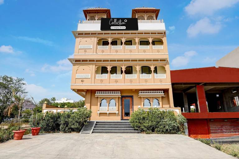 Collection O RTO Office Udaipur Formerly Mewar Mahal