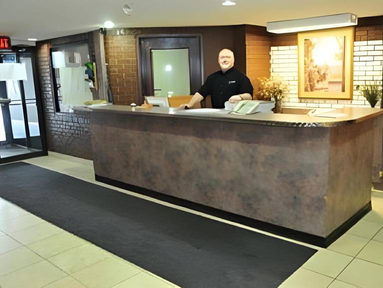 Lively Inn and Suites in Sudbury, ON