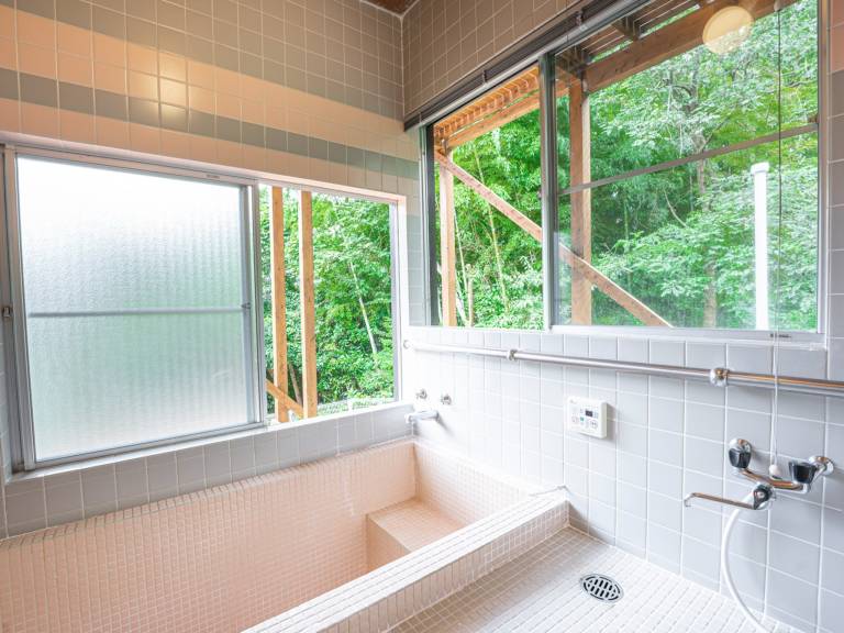 Wonderful house with barbecue, patio & garden | Pet-friendly — photo 3