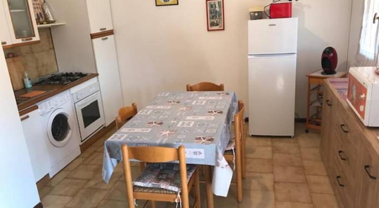 House with 2 rooms for 4 persons — photo 4
