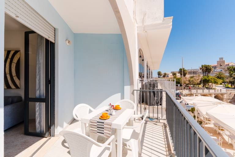 Charming vacation home | City view | Next to the beach | Pets allowed — photo 3