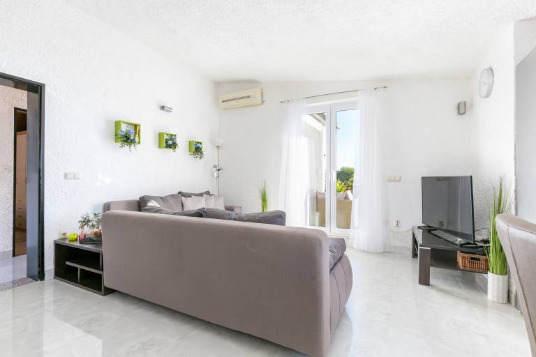 Two bedroom apartment with terrace and sea view Duće, Omiš (A-24975-c) — photo 3