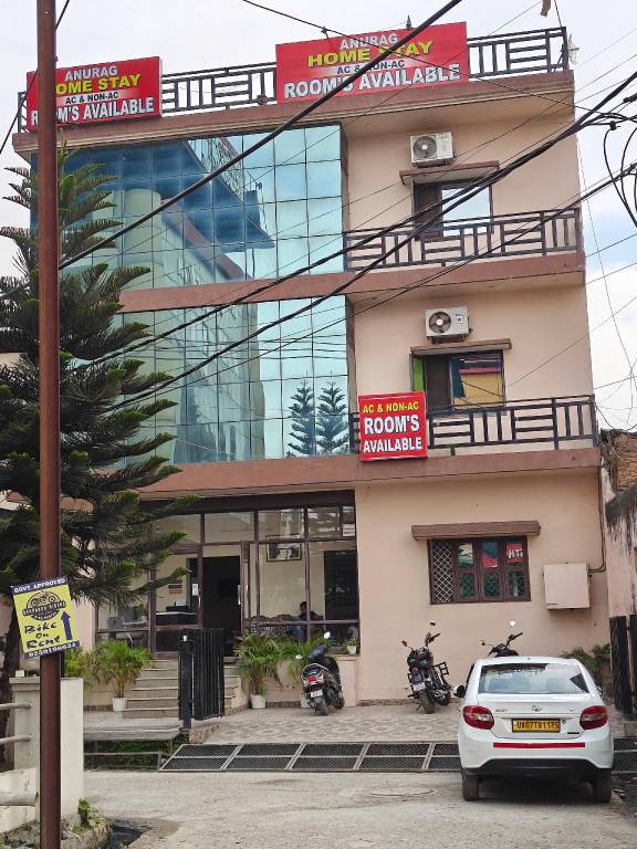 House for 2 persons in Vikasnagar