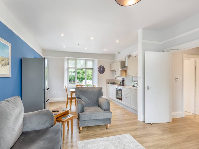 Family-oriented cottage with garden | Pets are welcome — photo 4