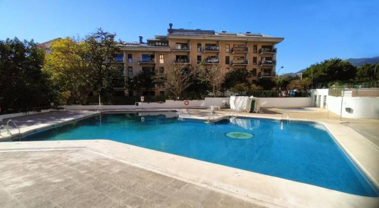 Holiday apartment with yard & private pool | Suitable for remote work | Pet-friendly — photo 2