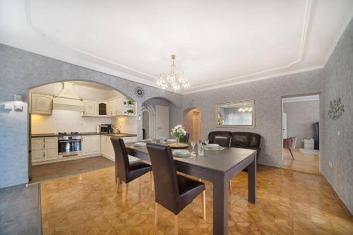 Apartman Komló
