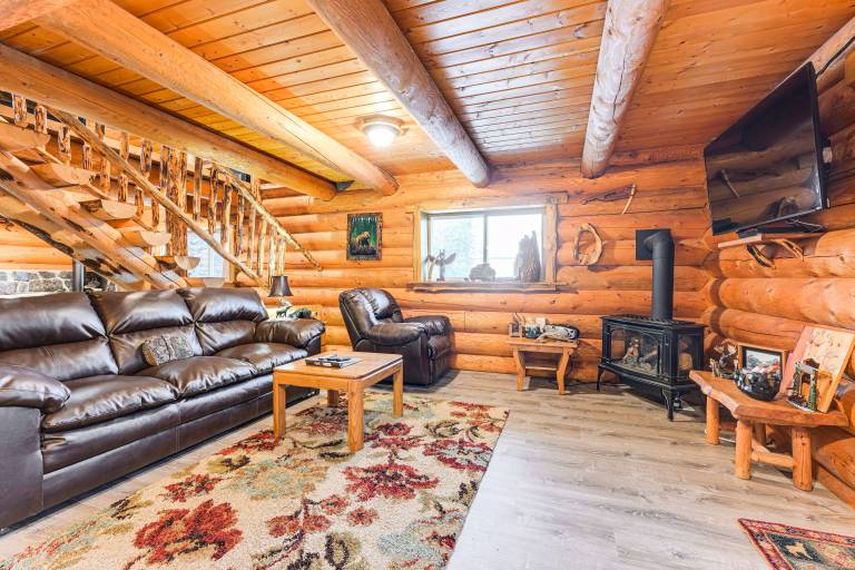 3 Mi to Kenai River: Secluded Sterling Cabin! — photo 2