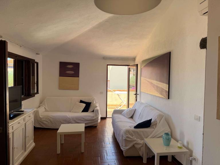 225 Apartment with beautiful terrace on the sea and swimming pool — photo 5