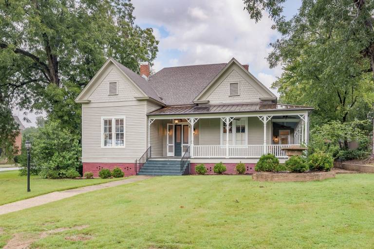 House  Northport