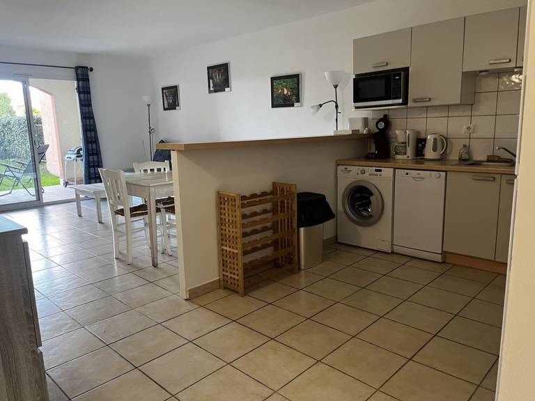 Cozy 3 Apartment with Pool, Near Beach & Marina in Sari-Solenzara — photo 4
