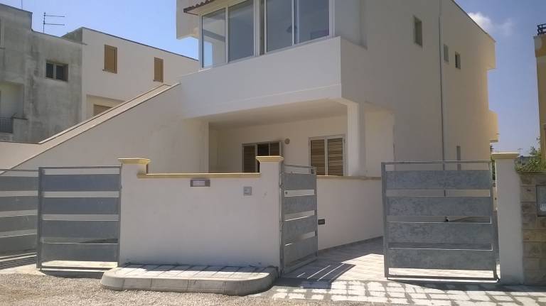 Rental apartment with garden | Garden view — photo 2