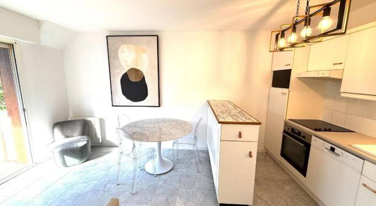 House with terrace & pool | Pet-friendly — photo 4