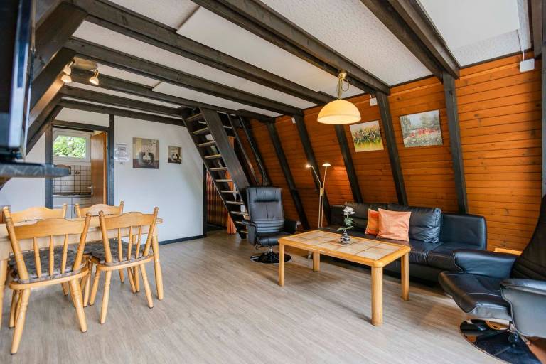 A-frame house (Type 7) — photo 4
