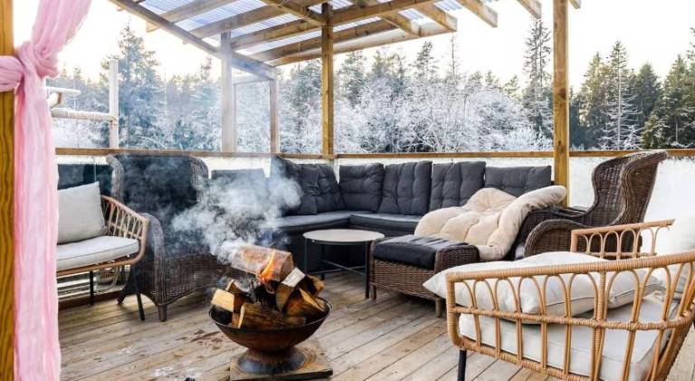 Lodge with barbeque — photo 3