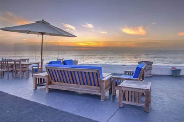 The Inn at Sunset Cliffs