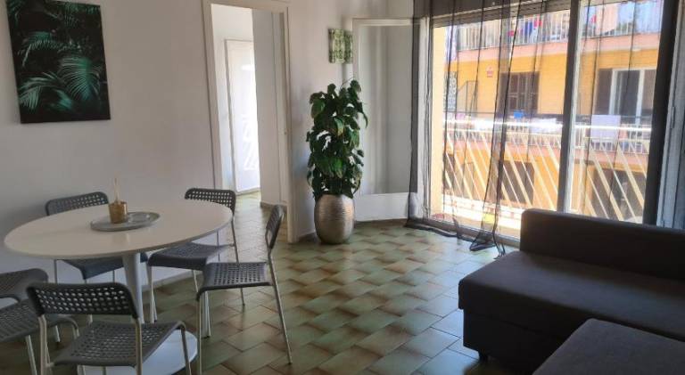 Holiday apartment with 2 rooms for 6 persons — photo 3