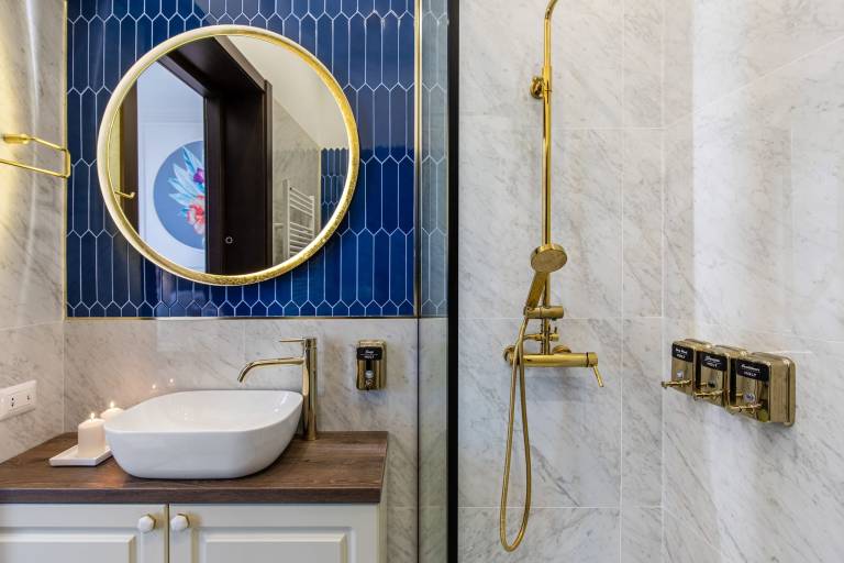 HOLT Old Town Luxury Suites — photo 4