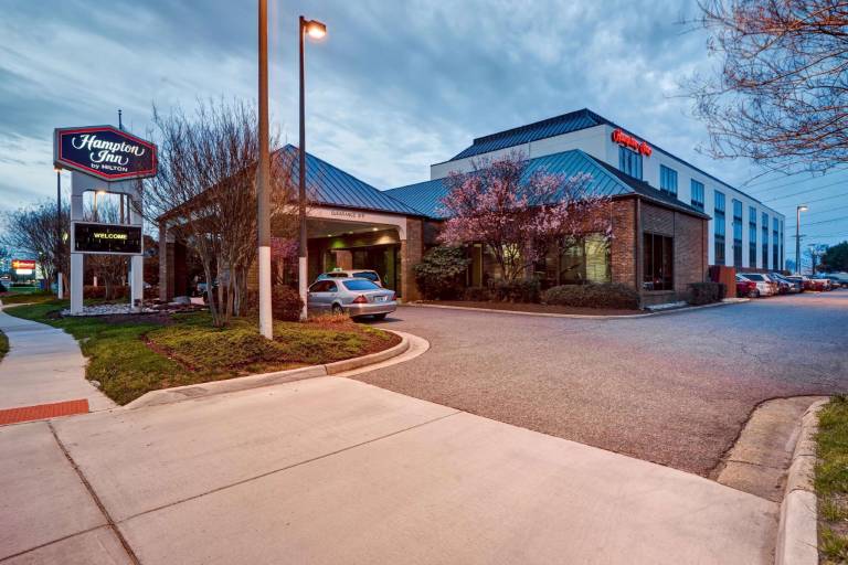 Hampton Inn Norfolk-Naval Base in Norfolk, VA