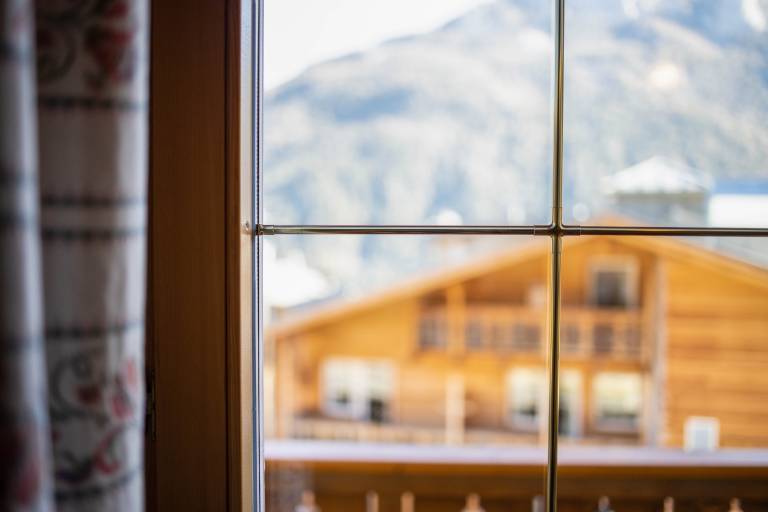 Rustic Holiday Apartment "Villa Mazzel" with Wi-Fi, Balcony & Mountain View — photo 2