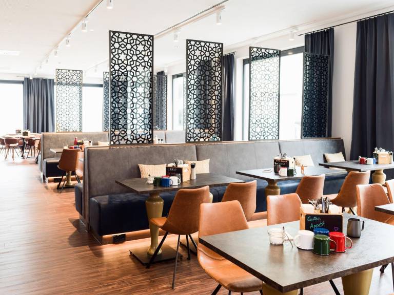 Holiday Inn – the niu, Saddle Furth by IHG — photo 5