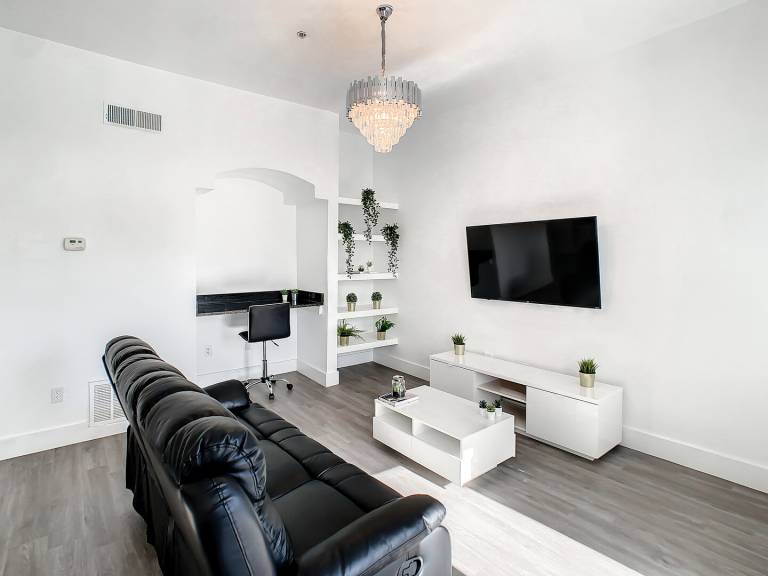 Child-friendly condo with private pool | Pets are welcome — photo 2