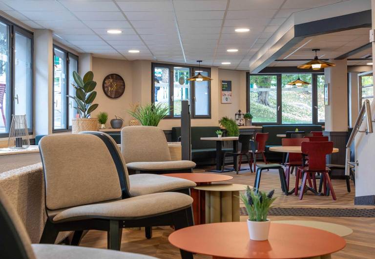 B&B HOTEL Lourdes Centre Gare 3 étoiles — photo 5