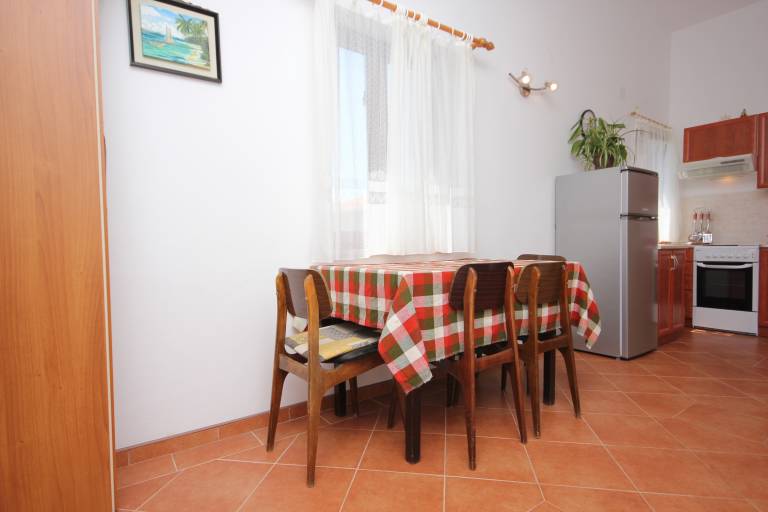 One bedroom apartment with terrace Ilovik, Lošinj (A-8069-b) — photo 5