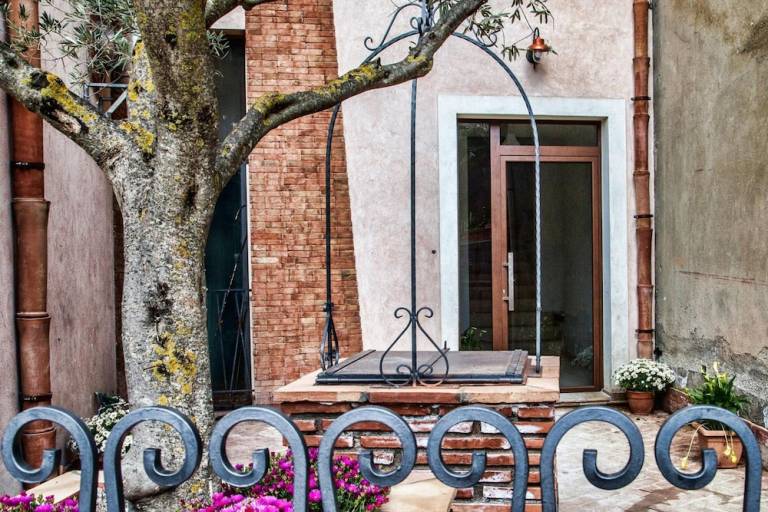Bed & Breakfast  Cammarata