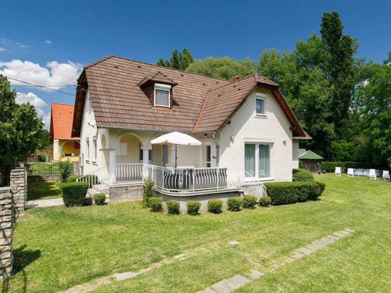 ház  Badacsonytomaj