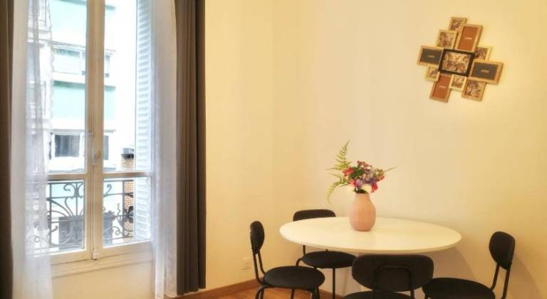 Elegant Apt Sleep 5 in Alasseur Near Eiffel Tower — photo 4