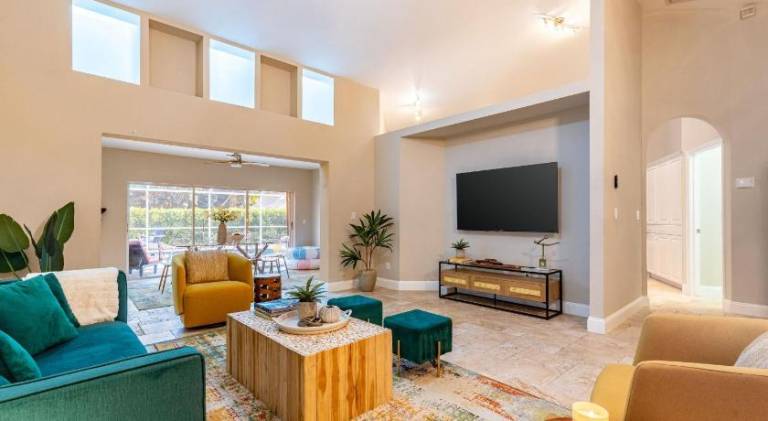Vacation home with pool | Pet-friendly — photo 4