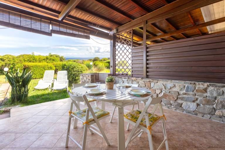Holiday Home 'Casa 6 Vista Mare' with Sea View, Private Terrace and Air Conditioning in Stintino