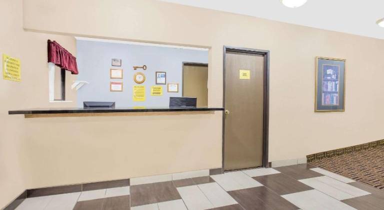 Boarders Inn & Suites by Cobblestone Hotels - Waterloo — photo 4