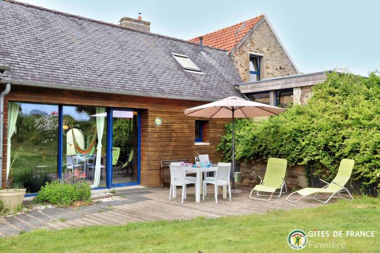 Beautiful gite with heated pool, patio & barbecue | Pets allowed — photo 3