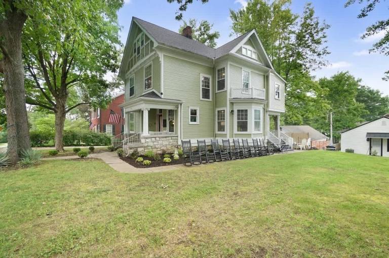House Saint Charles