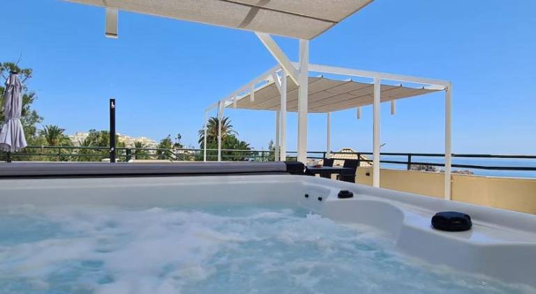 Luxury Penthouse With Sea&Mountain Views & Hot Tub - Tranquility & Rest — photo 3