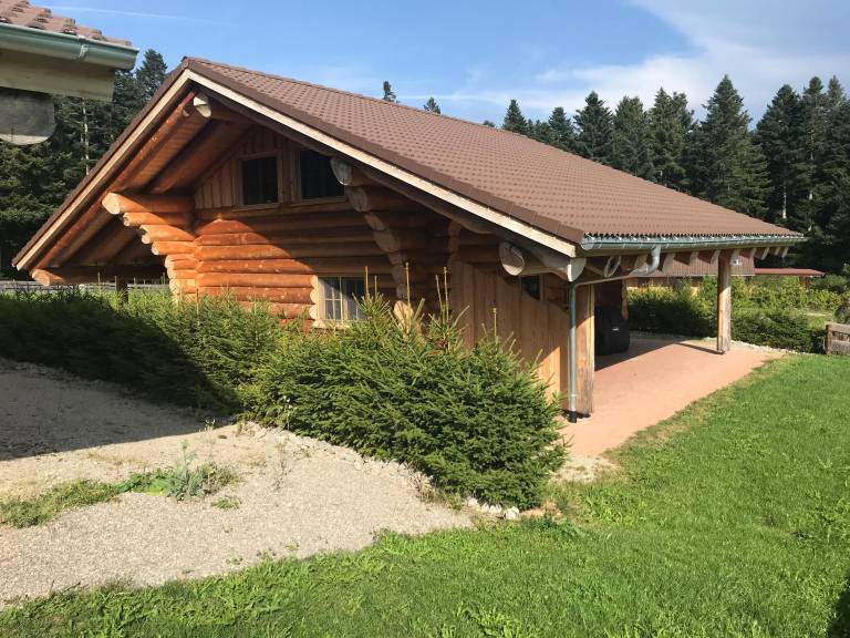 Vacation home with BBQ, garden & terrace | Garden view — photo 2