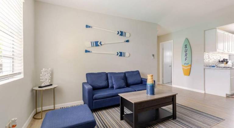 Vacation home with garden in Dania Beach, FL