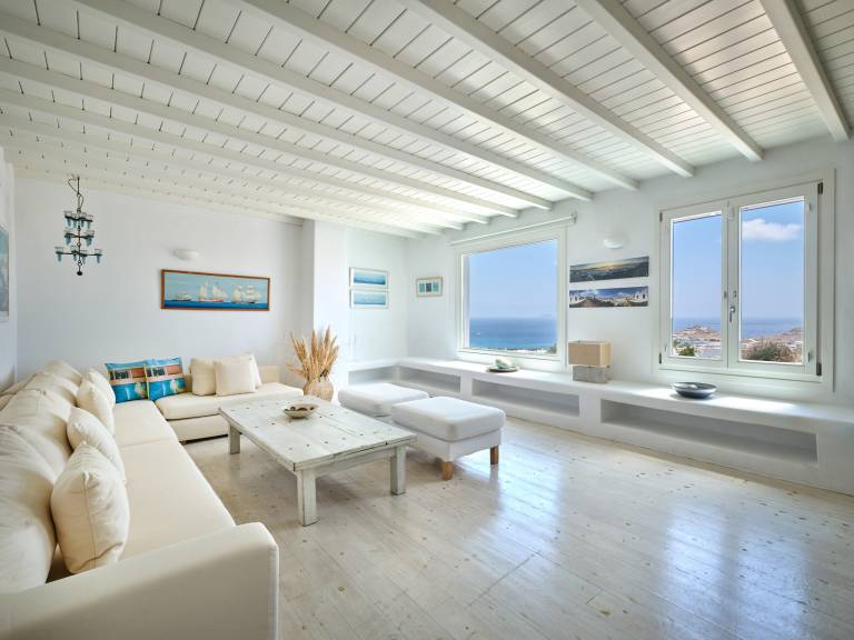 Villa with grill, fast internet & garden | Garden view — photo 5