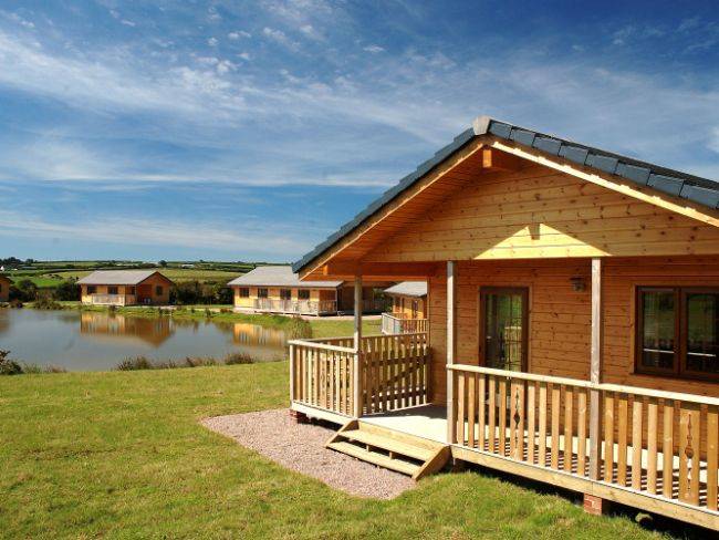 Lodge ∙ 2 Bedrooms ∙ 4 Guests - Cornwall