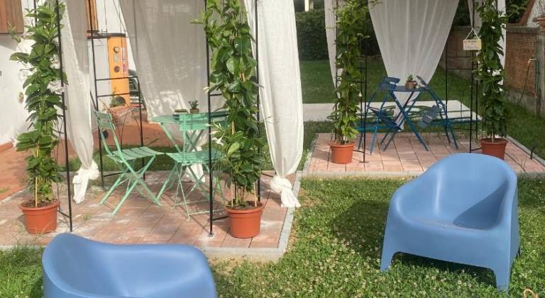 Vacation home with terrace & yard | Dogs allowed — photo 4