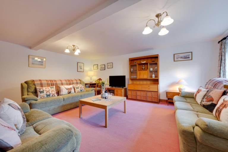 Fully equipped pleasant cottage with grill & garden | Pets allowed — photo 2