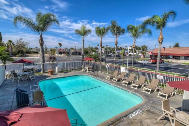 Apartment  Long Beach